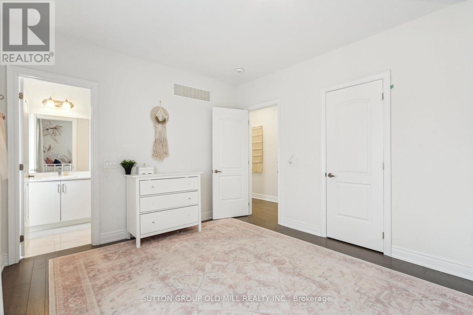 4 Daisy Meadow Crescent, Caledon, Ontario  L7C 4G4 - Photo 30 - W12518608