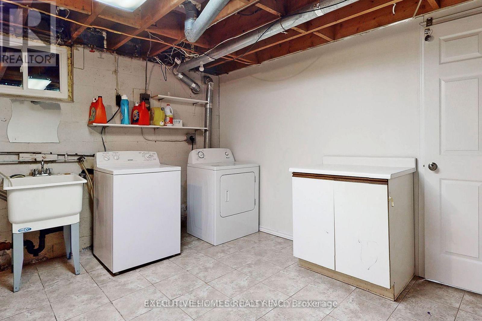 2221 Ghent Avenue, Burlington, Ontario  L7R 1Y6 - Photo 26 - W12518640