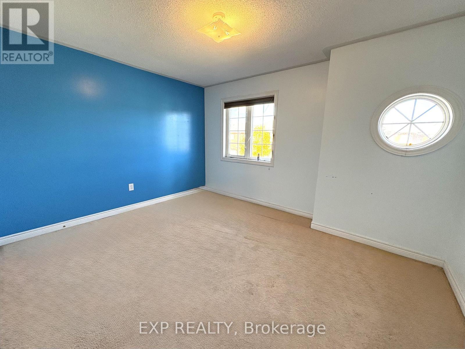 36 Frostbite Lane, Brampton, Ontario L6R 3L8 - Photo 13 - W12518674