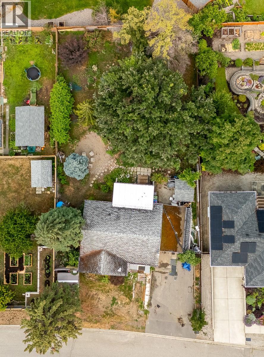 988 Glengarry Street, Kelowna, British Columbia V1Y 4C8 - Photo 27 - 10354577