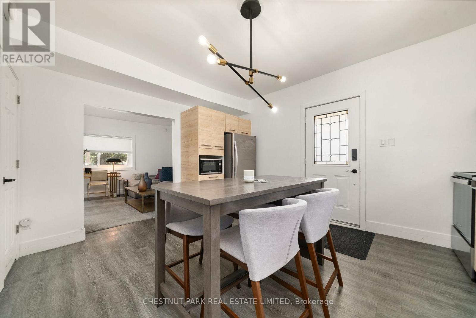 46 Consecon Street, Prince Edward County, Ontario K0K 3L0 - Photo 5 - X12518718