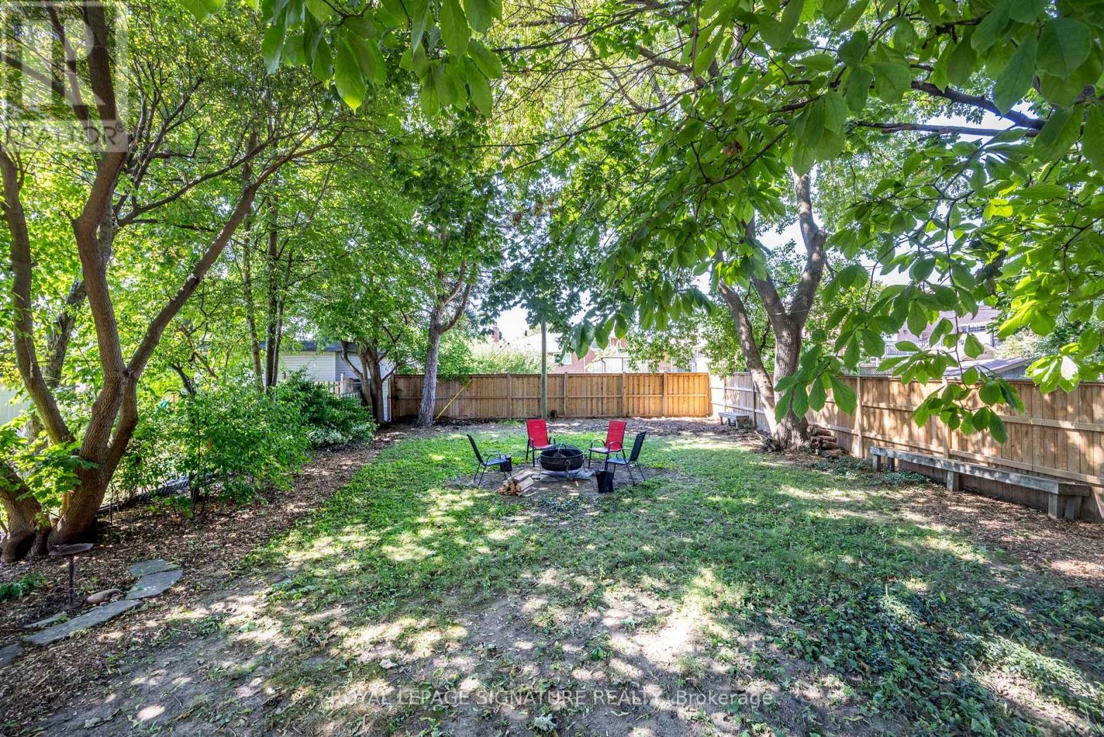 116 Milton Street, Toronto, Ontario  M8Y 2Y3 - Photo 36 - W12517698