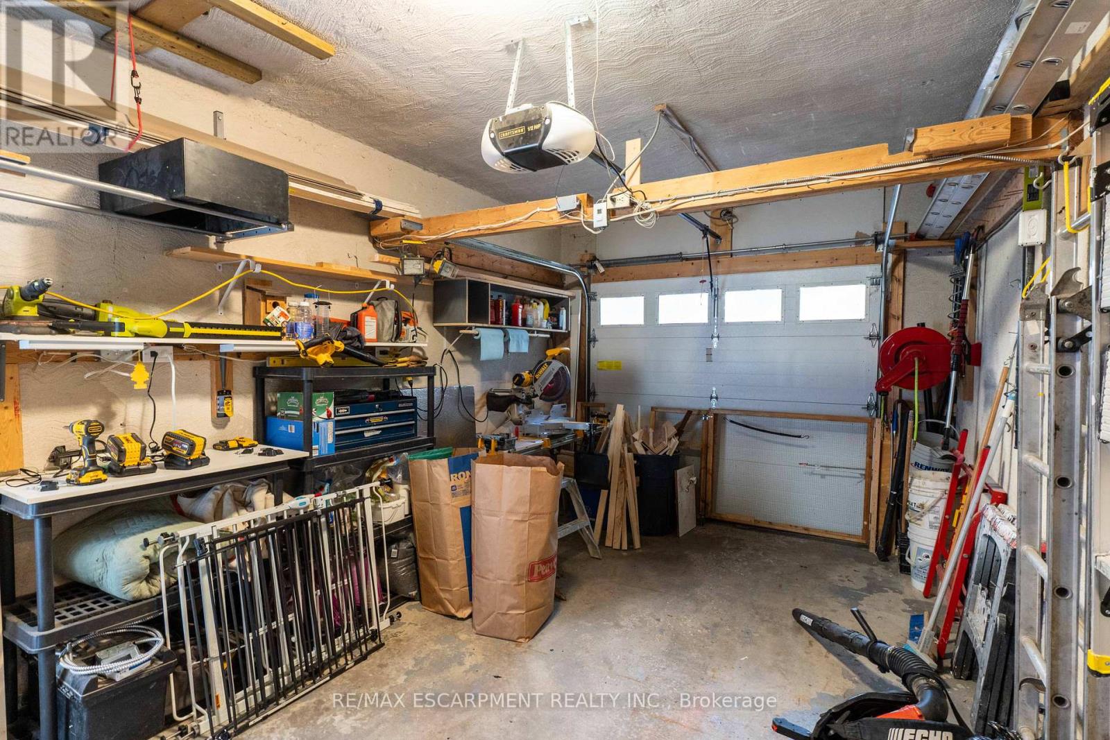 4 Adelaide Avenue, Brantford, Ontario N3S 7H3 - Photo 38 - X12477679