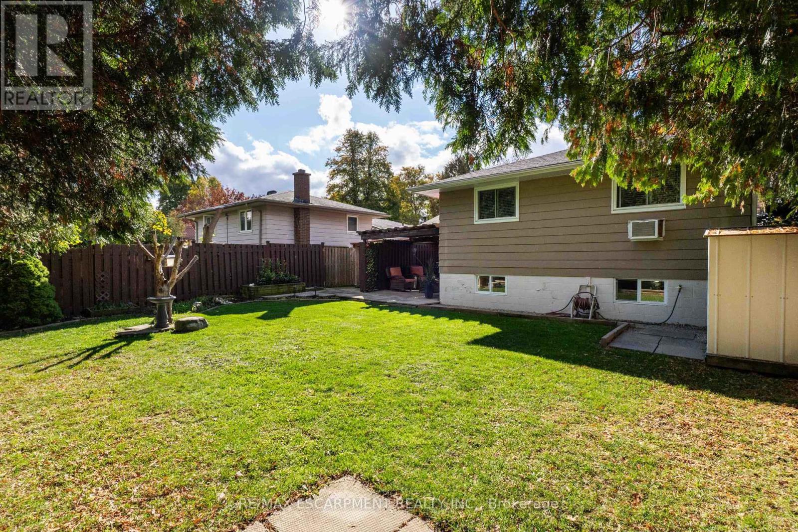 4 Adelaide Avenue, Brantford, Ontario N3S 7H3 - Photo 26 - X12477679