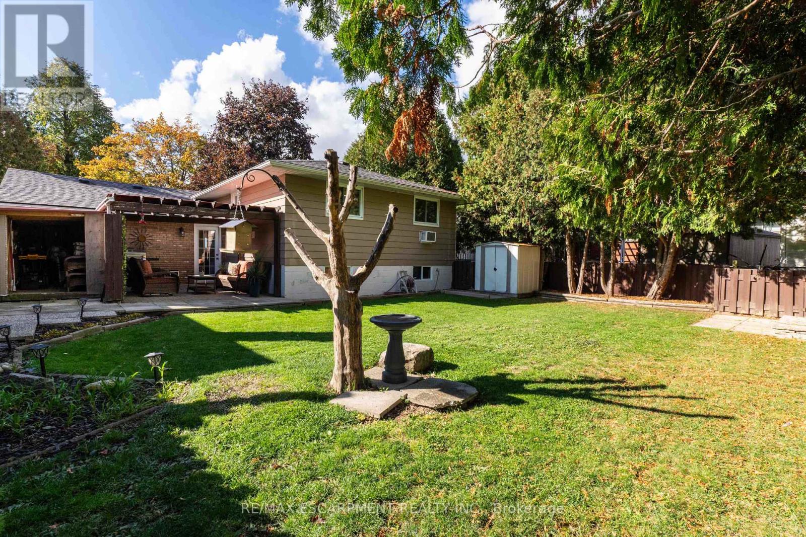 4 Adelaide Avenue, Brantford, Ontario N3S 7H3 - Photo 27 - X12477679