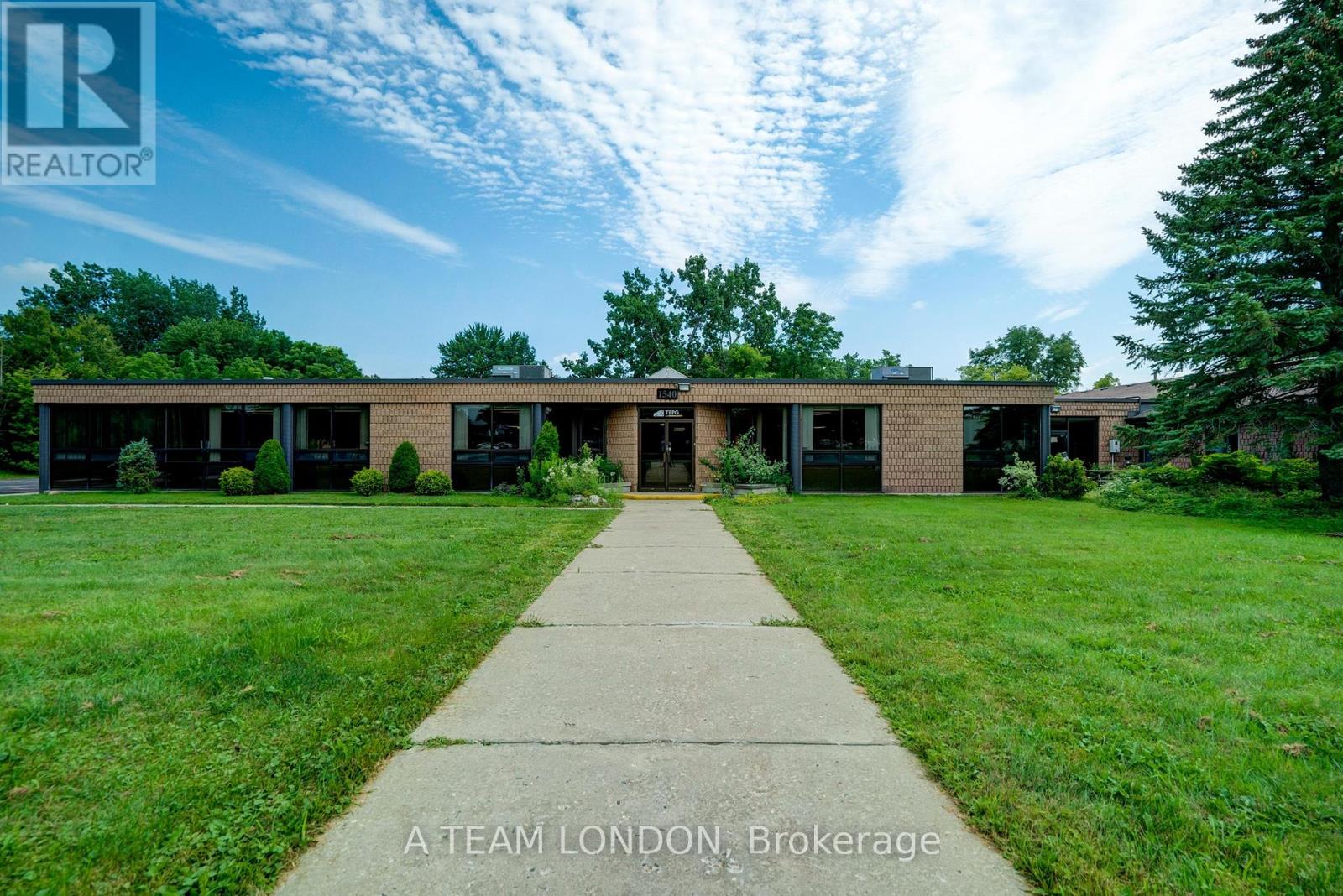 1540 North Routledge Park, London North, Ontario N6H 5L6 - Photo 1 - X12518690