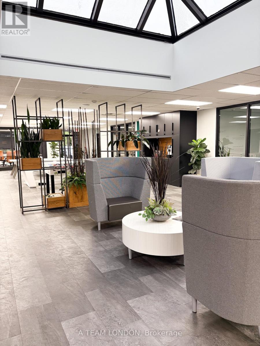 1540 North Routledge Park, London North, Ontario N6H 5L6 - Photo 17 - X12518690