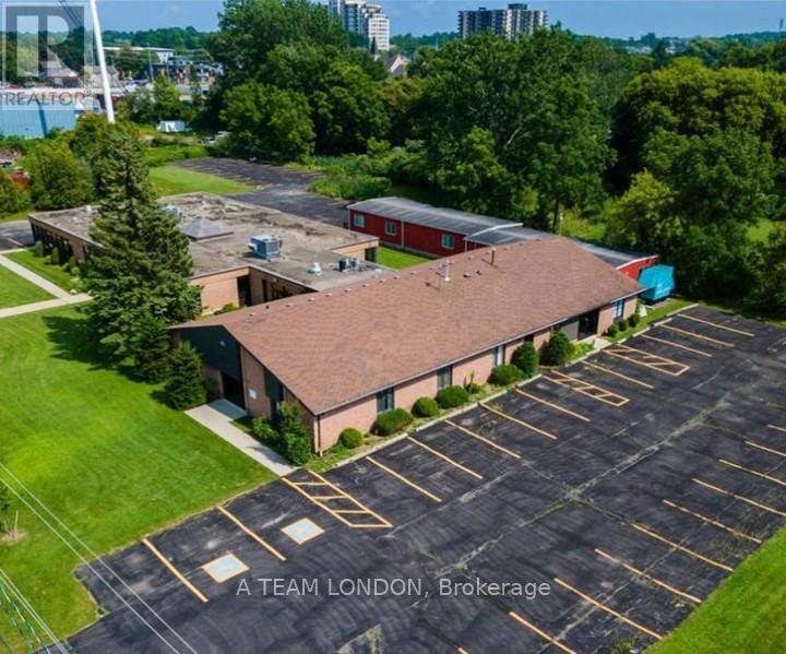 1540 North Routledge Park, London North, Ontario N6H 5L6 - Photo 2 - X12518690