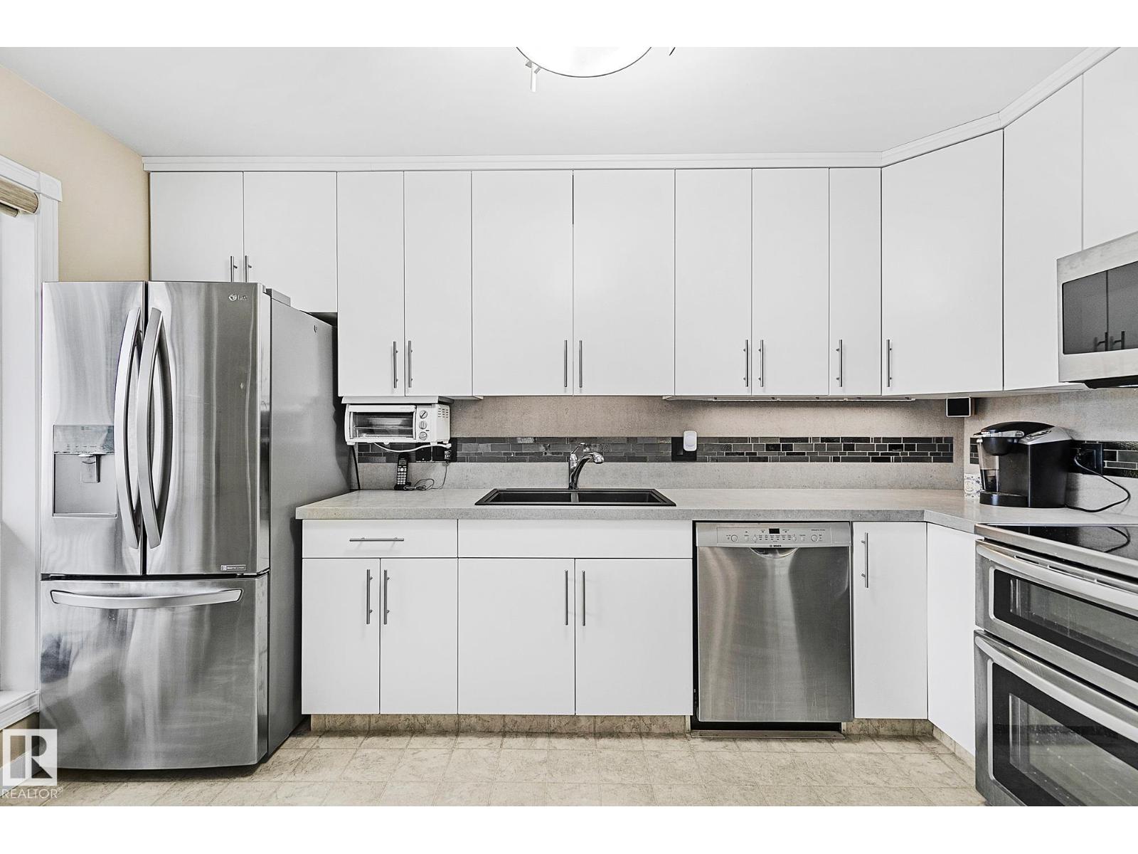 #32 9704 165 St Nw, Edmonton, Alberta  T5P 4W4 - Photo 11 - E4464958