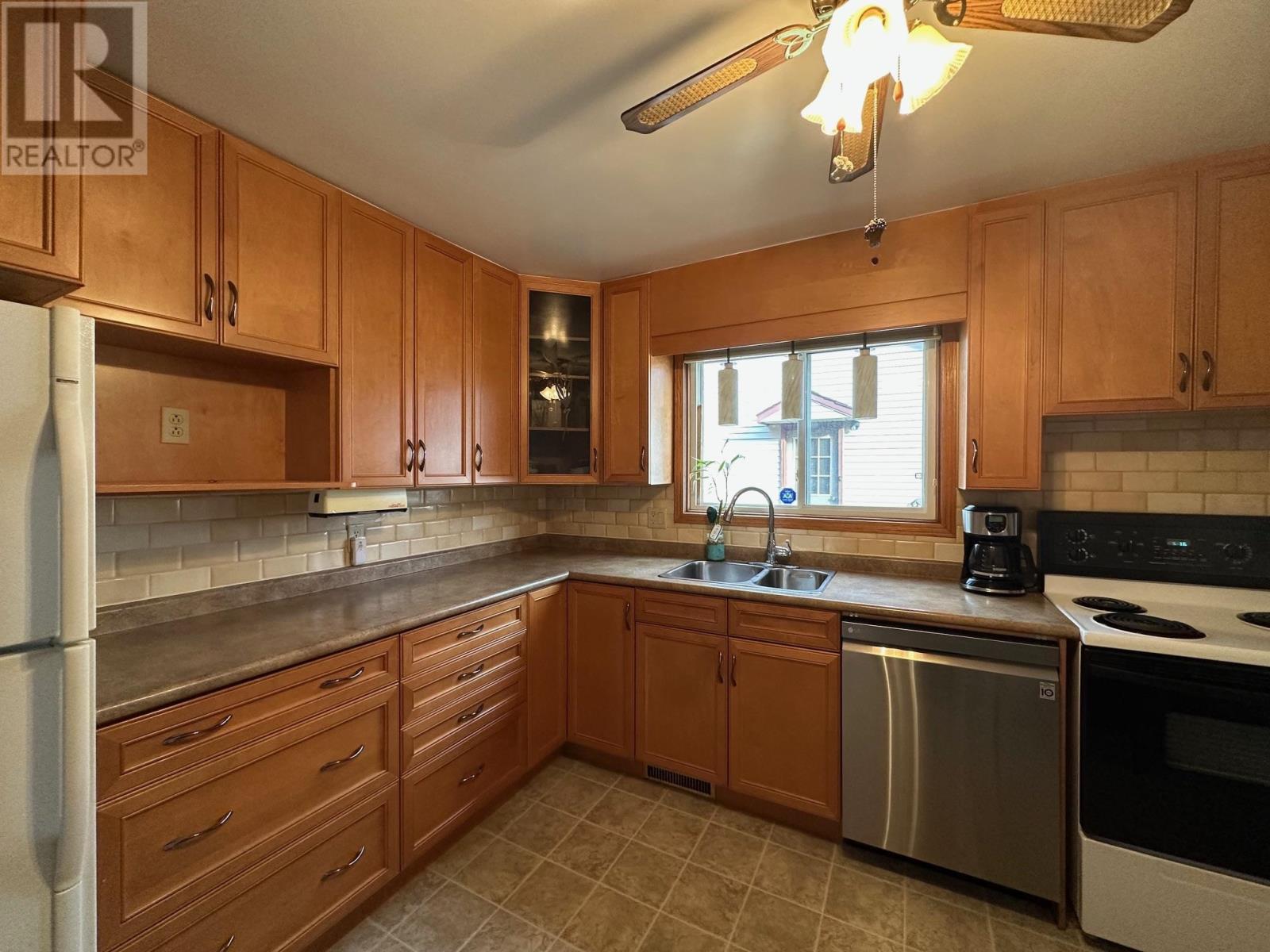 326 Mary St W, Thunder Bay, Ontario P7E 4K8 - Photo 4 - TB253419