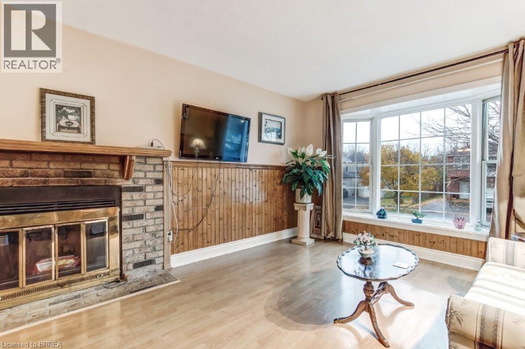 66 D'aubigny Road, Brantford, Ontario  N3T 6J3 - Photo 3 - 40785838