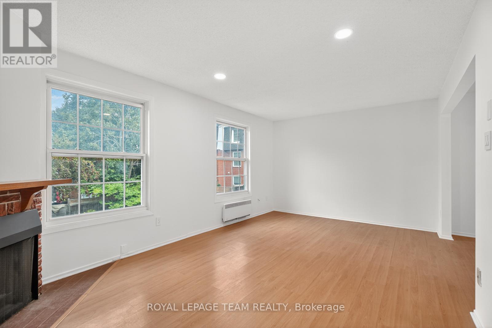 9 Moorside Private, Ottawa, Ontario K2C 3P4 - Photo 10 - X12518734