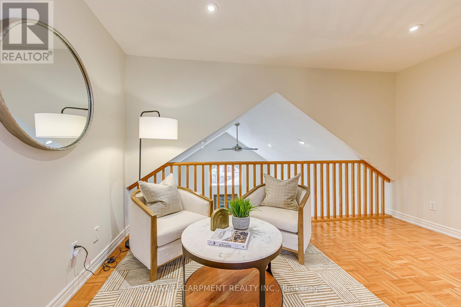 42 Creanona Boulevard, Hamilton, Ontario  L8E 5T2 - Photo 24 - X12518458