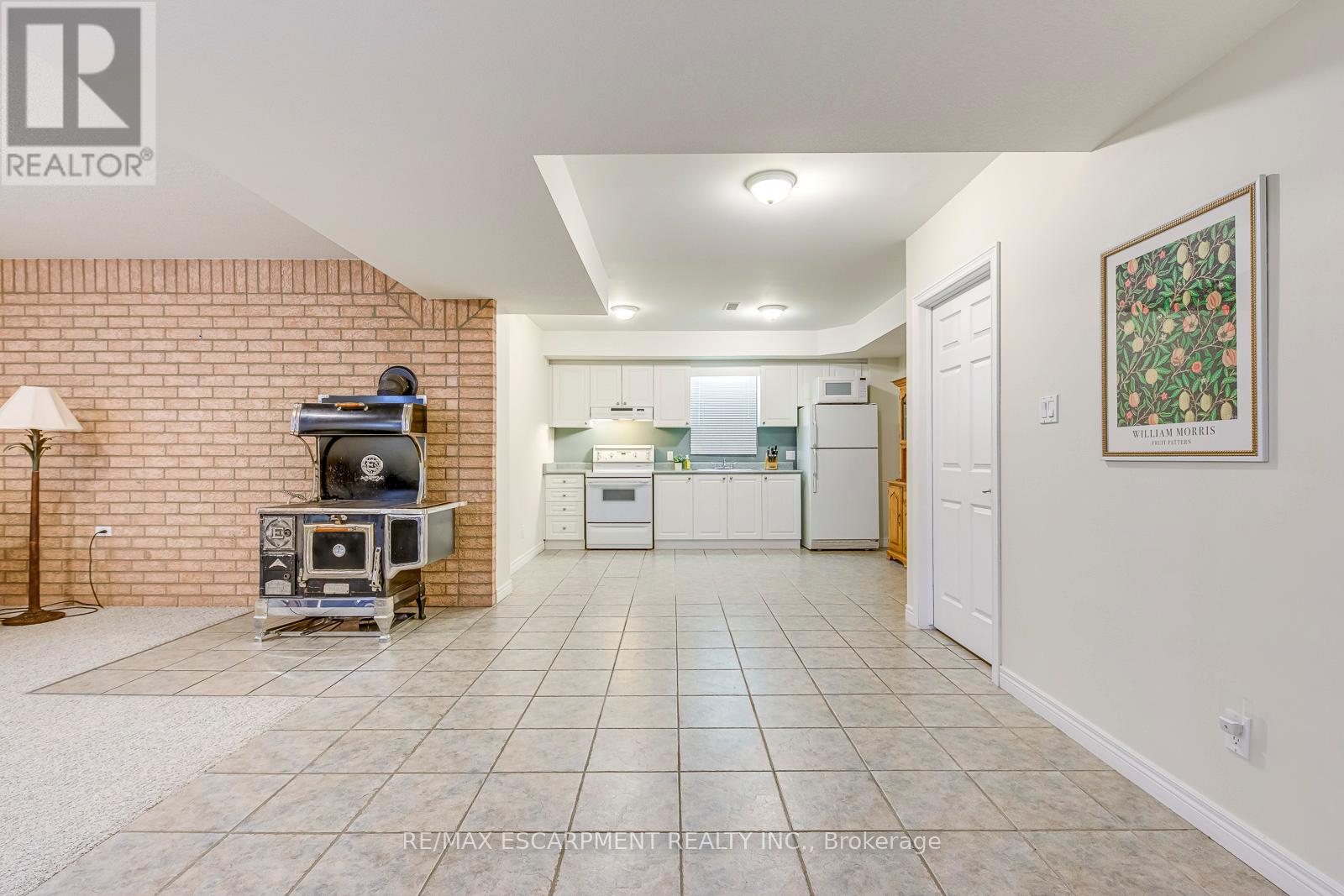 42 Creanona Boulevard, Hamilton, Ontario  L8E 5T2 - Photo 36 - X12518458