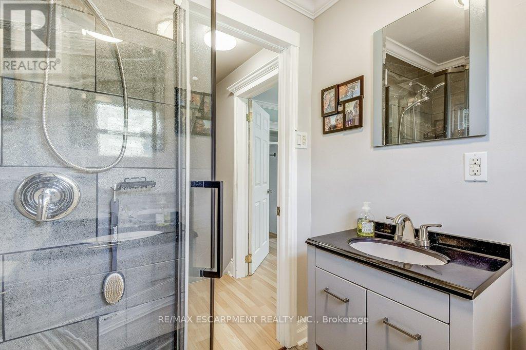 93 Barons Avenue N, Hamilton, Ontario  L8H 5A5 - Photo 16 - X12518470