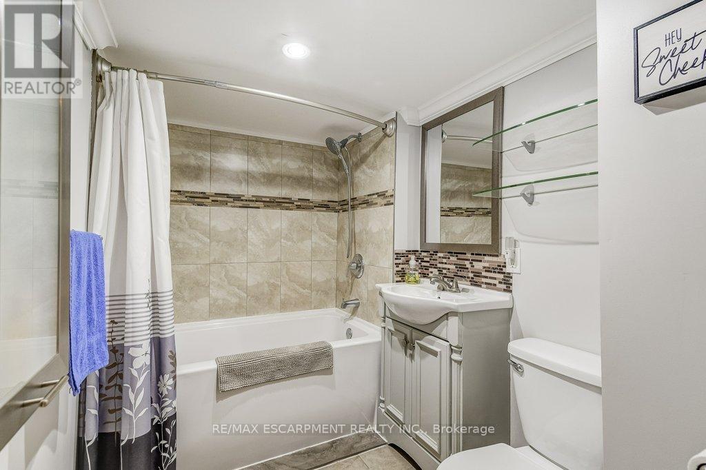 93 Barons Avenue N, Hamilton, Ontario  L8H 5A5 - Photo 19 - X12518470