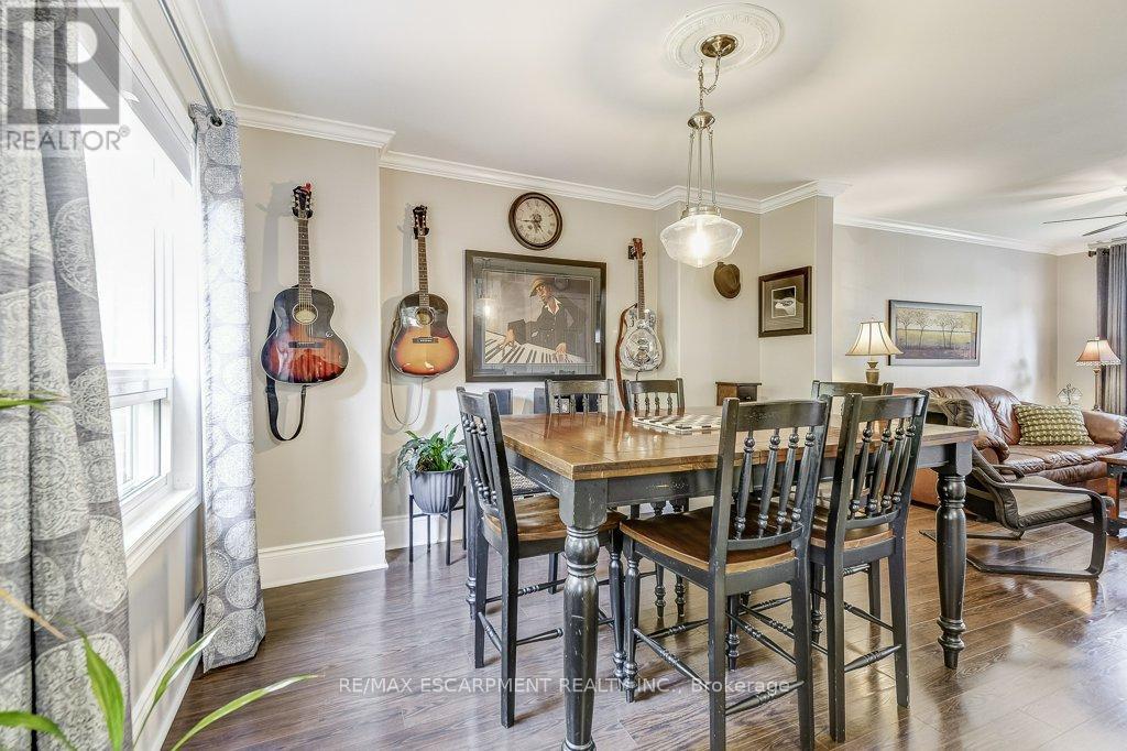 93 Barons Avenue N, Hamilton, Ontario  L8H 5A5 - Photo 8 - X12518470