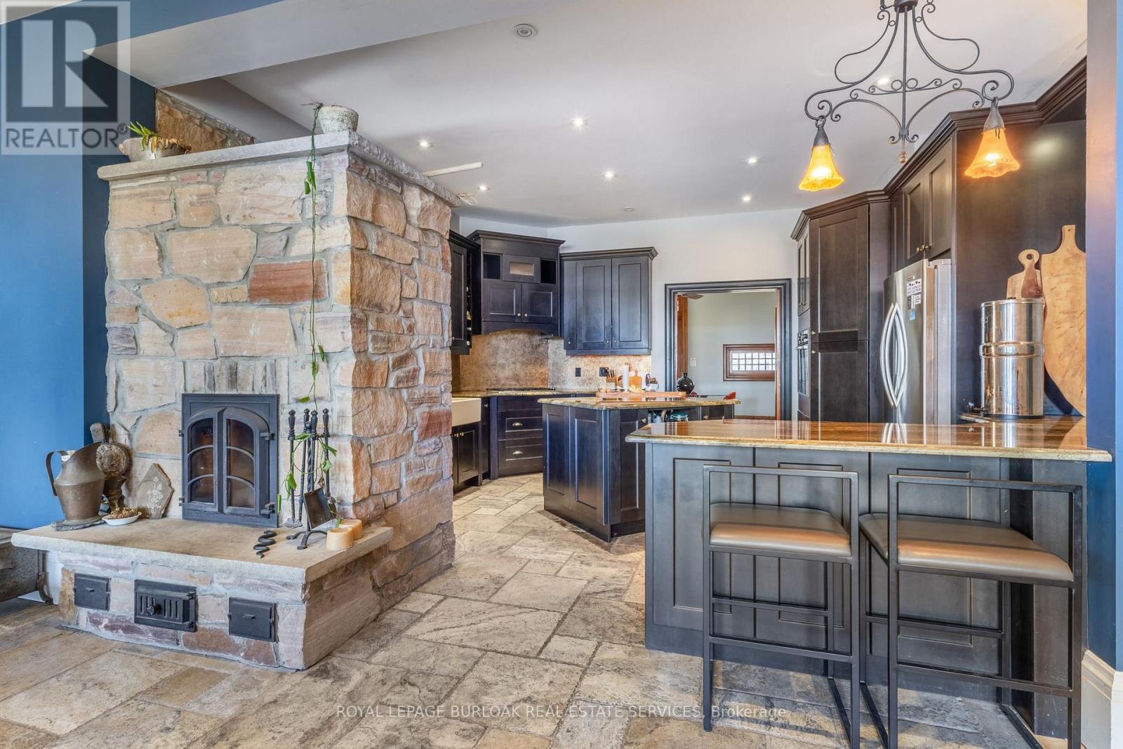 957 Beach Boulevard, Hamilton, Ontario  L8H 6Z7 - Photo 7 - X12518504