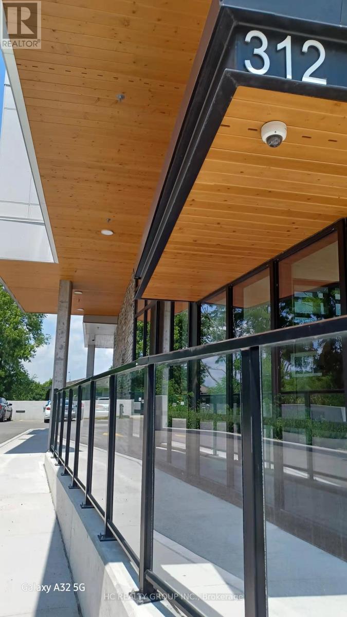 516 - 312 Erb Street W, Waterloo, Ontario  N2L 1W3 - Photo 5 - X12518538