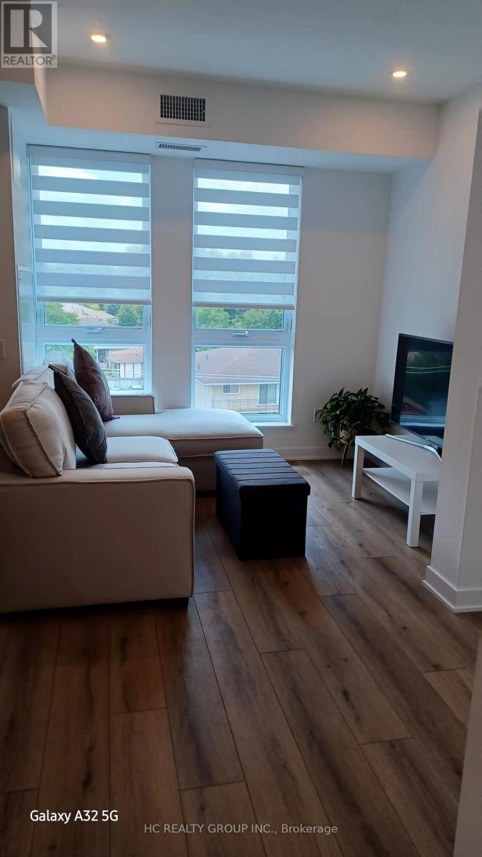 516 - 312 Erb Street W, Waterloo, Ontario  N2L 1W3 - Photo 8 - X12518538