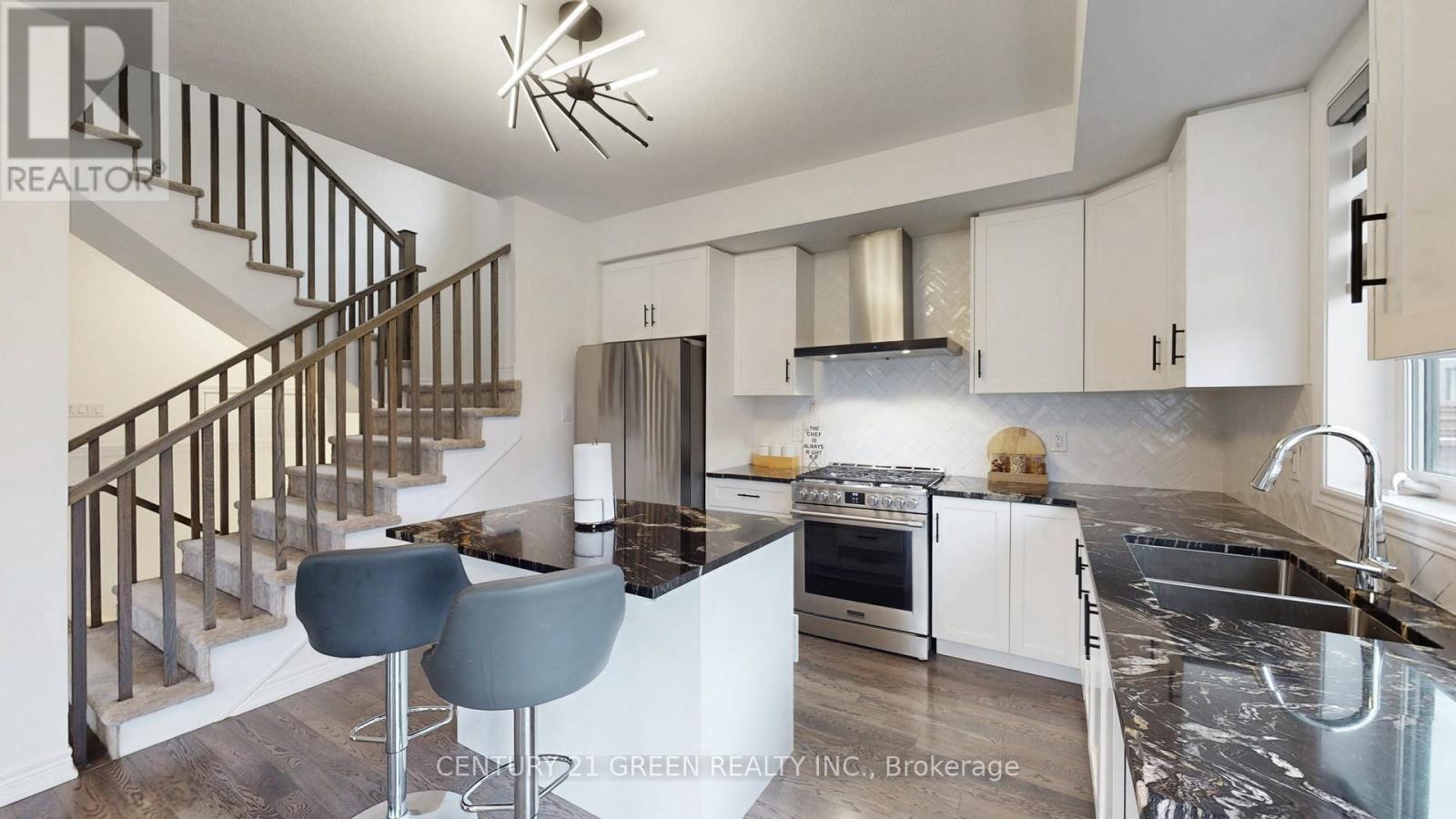 175 Blackbird Way, Hamilton, Ontario  L0R 1W0 - Photo 10 - X12518554