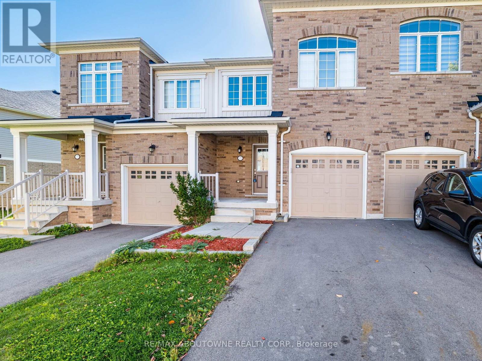 177 Law Drive, Guelph, Ontario N1E 0E7 - Photo 4 - X12518572