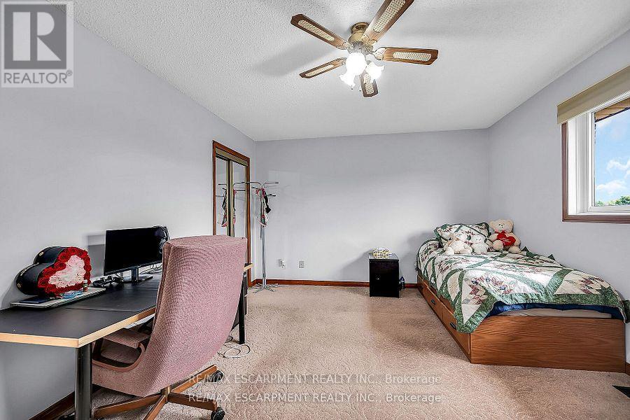 140 Solomon Crescent, Hamilton, Ontario  L8W 2G7 - Photo 17 - X12518576