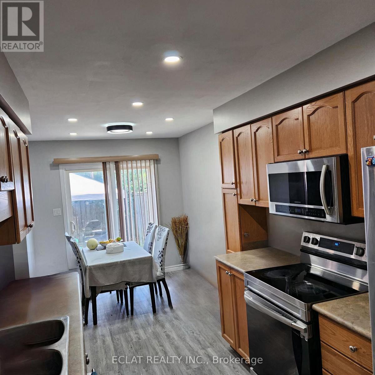 776 Paris Boulevard, Waterloo, Ontario N2T 2Y1 - Photo 12 - X12518630