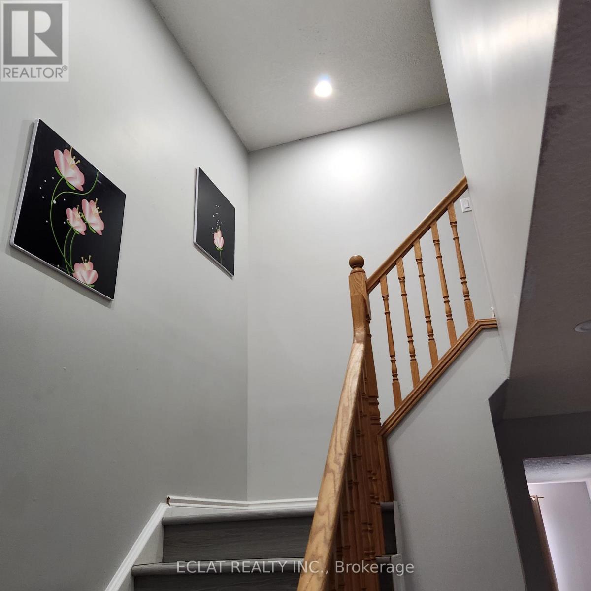 776 Paris Boulevard, Waterloo, Ontario N2T 2Y1 - Photo 4 - X12518630