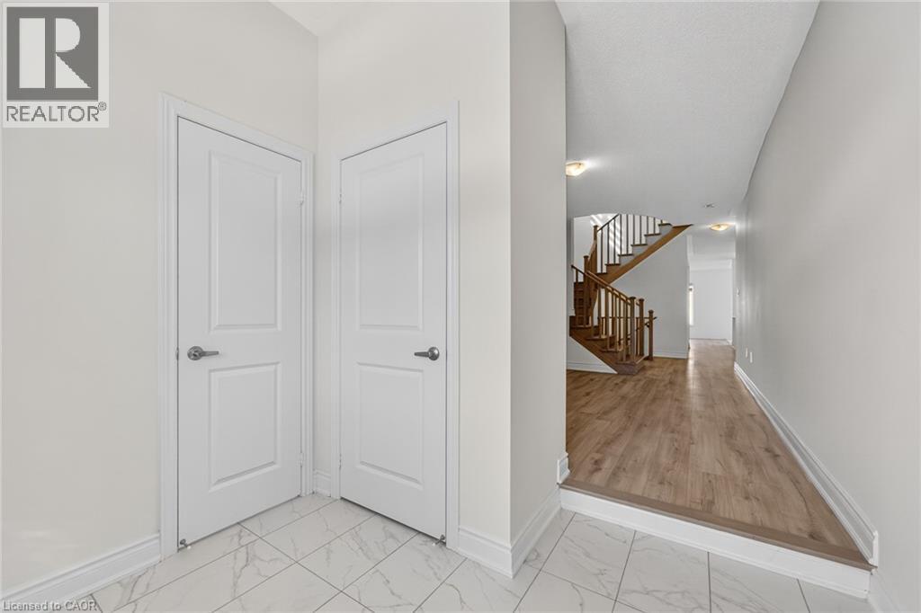 47 Bloomfield Crescent, Cambridge, Ontario  N1T 0G2 - Photo 5 - 40786379