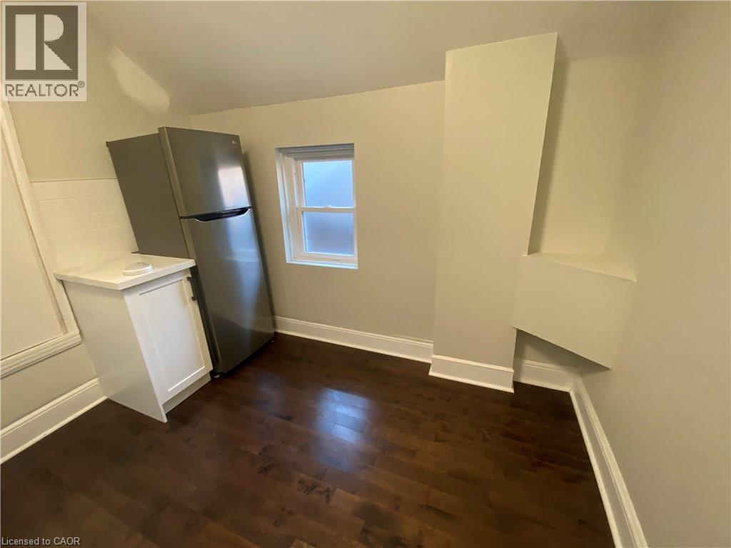 97 E 24th Street Unit# Upper, Hamilton, Ontario L8V 2X9 - Photo 6 - 40786370