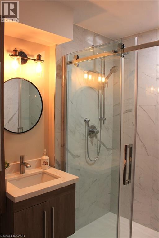 4 John Avenue, Paris, Ontario N3L 2S9 - Photo 7 - 40785748