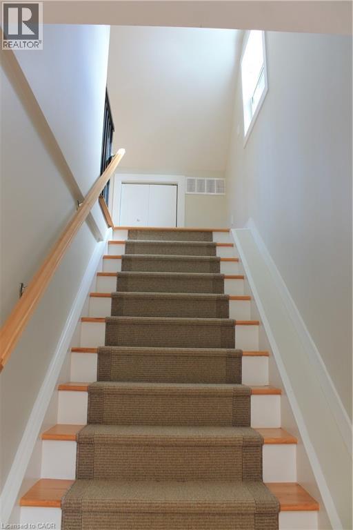 4 John Avenue, Paris, Ontario N3L 2S9 - Photo 12 - 40785748