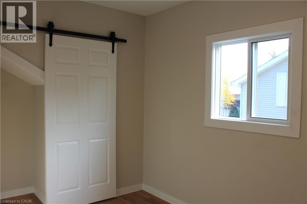 4 John Avenue, Paris, Ontario N3L 2S9 - Photo 20 - 40785748