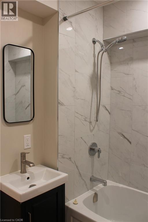 4 John Avenue, Paris, Ontario N3L 2S9 - Photo 27 - 40785748