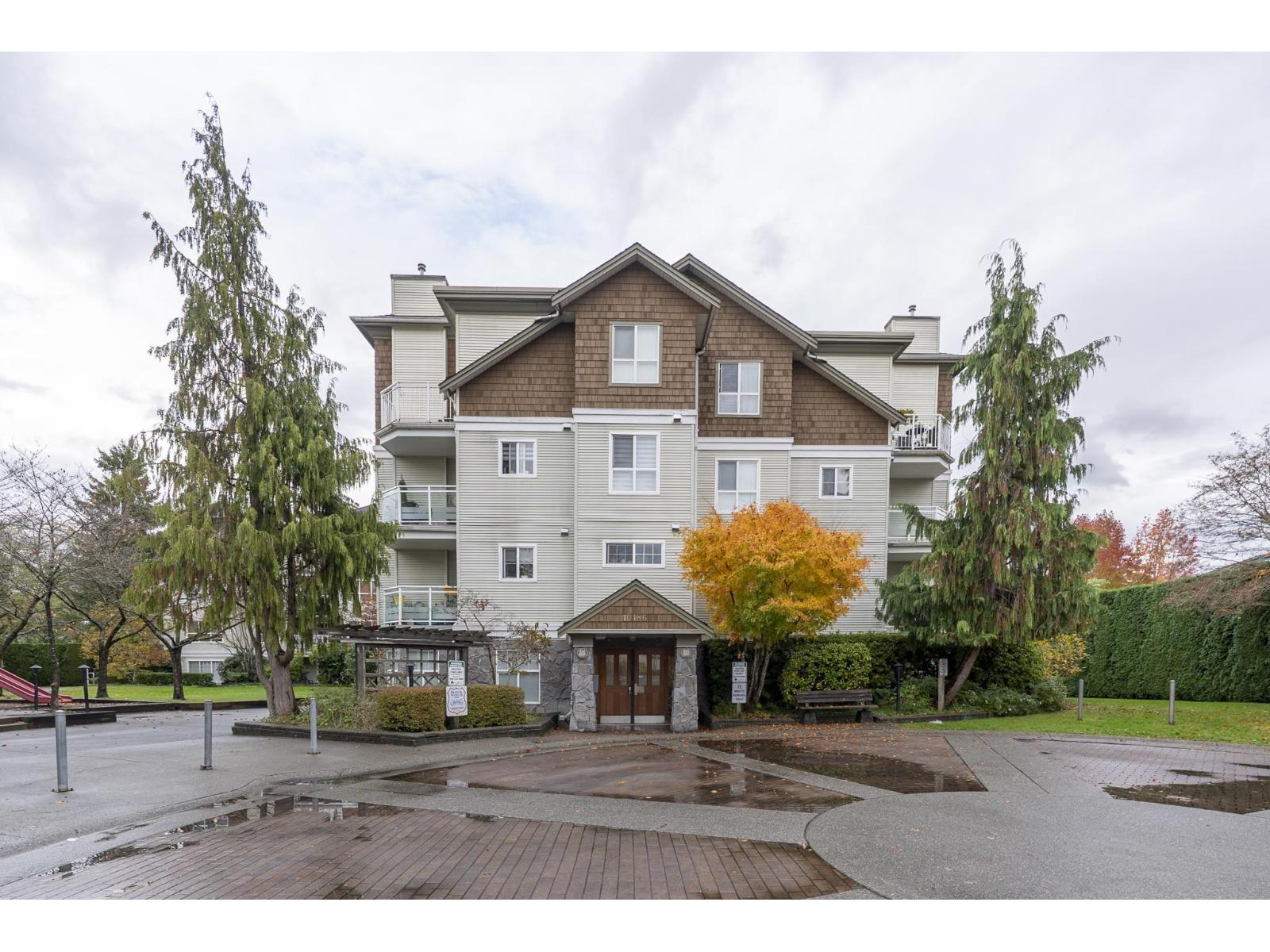 207 10186 155 STREET, surrey, British Columbia