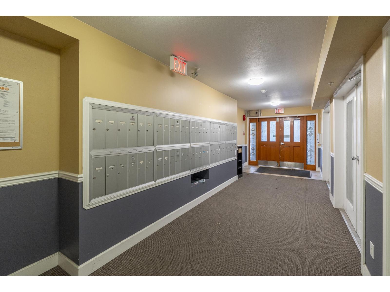 207 10186 155 Street, Surrey, British Columbia  V3R 0R6 - Photo 5 - R3064958