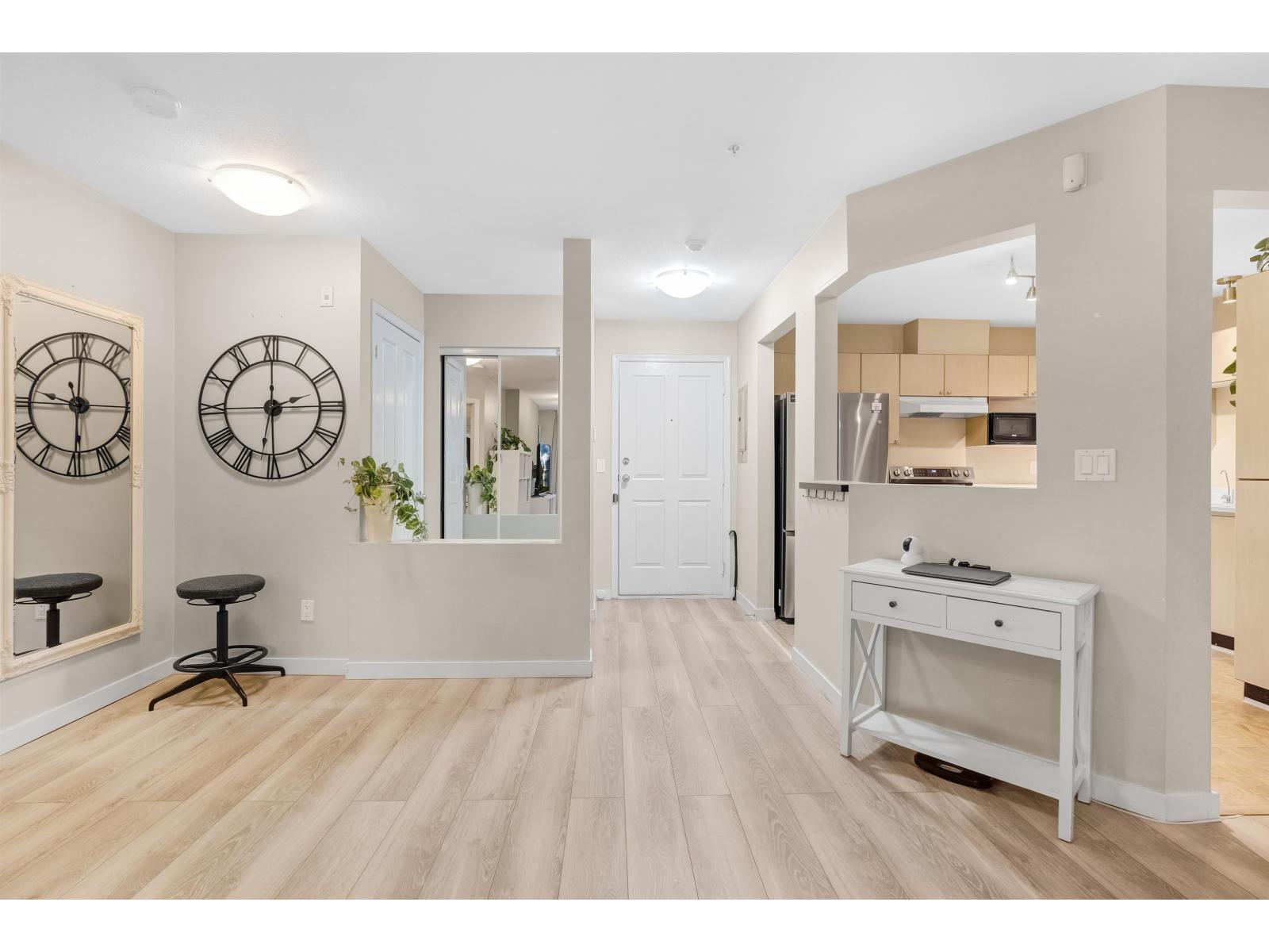 207 10186 155 Street, Surrey, British Columbia  V3R 0R6 - Photo 7 - R3064958