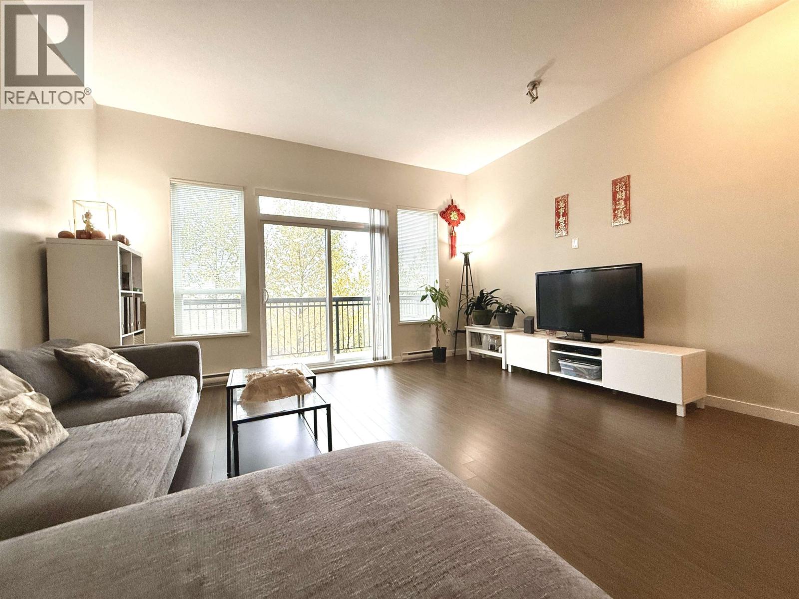 46 1295 Soball Street, Coquitlam, British Columbia V3E 0G9 - Photo 8 - R3065480