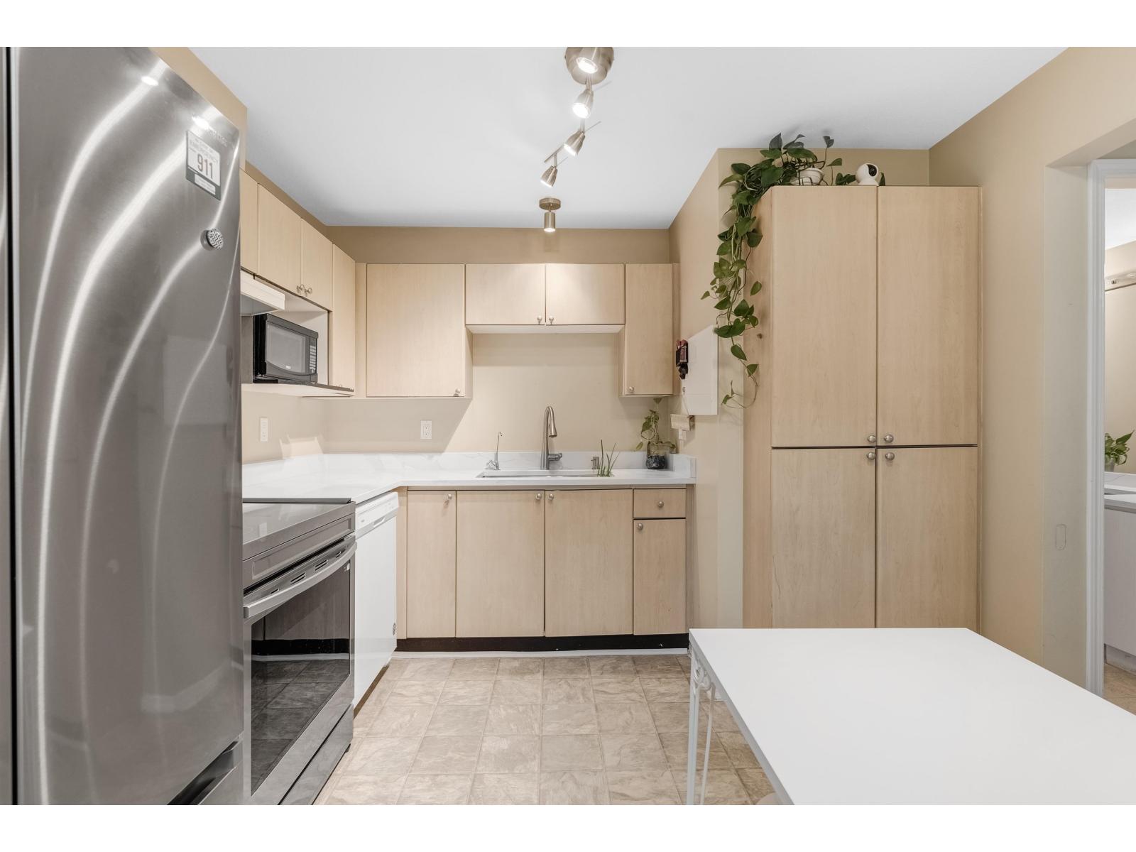 207 10186 155 Street, Surrey, British Columbia  V3R 0R6 - Photo 22 - R3064958