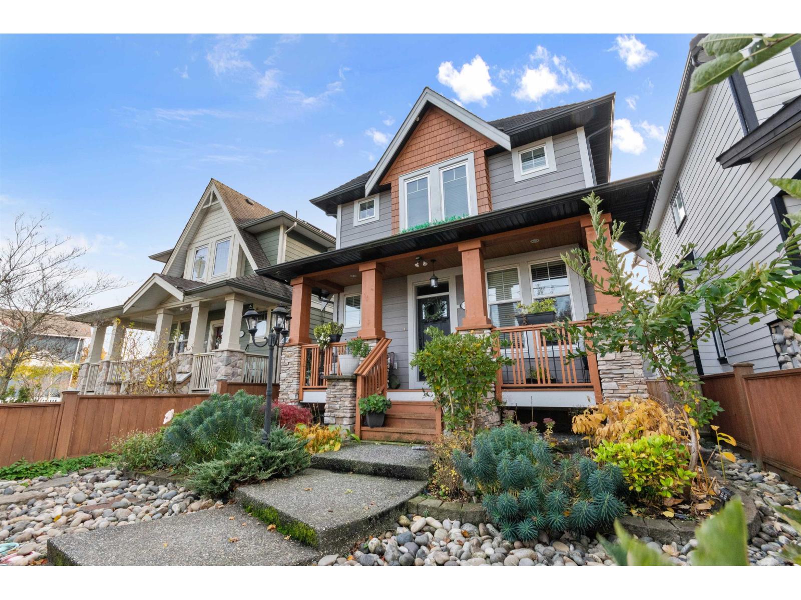 17394 2nd Avenue, Surrey, British Columbia  V3Z 9P9 - Photo 3 - R3063803