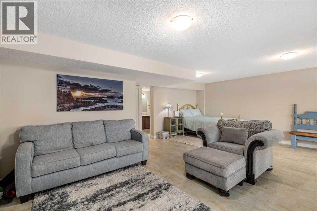 40 Heritage Hill, Cochrane, Alberta  T4C 0l4 - Photo 24 - A2267329