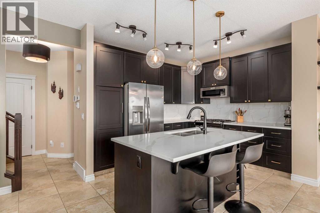 40 Heritage Hill, Cochrane, Alberta  T4C 0l4 - Photo 6 - A2267329