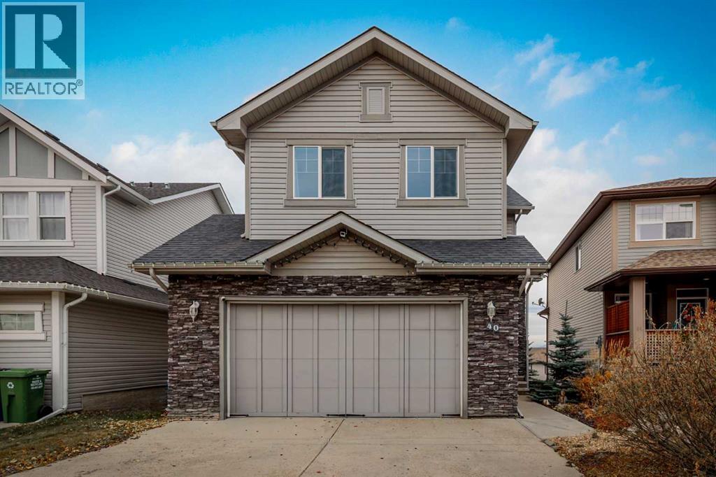 40 Heritage Hill, Cochrane, Alberta  T4C 0l4 - Photo 2 - A2267329