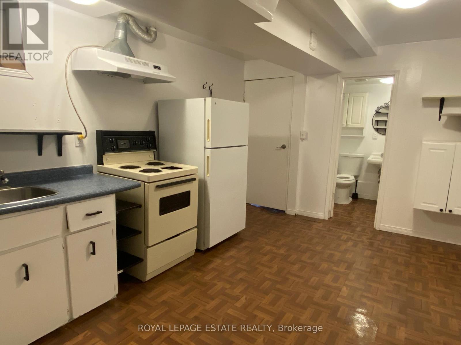 Bsmt - 114 Baldwin Street, Toronto, Ontario M5T 1L6 - Photo 2 - C12417470