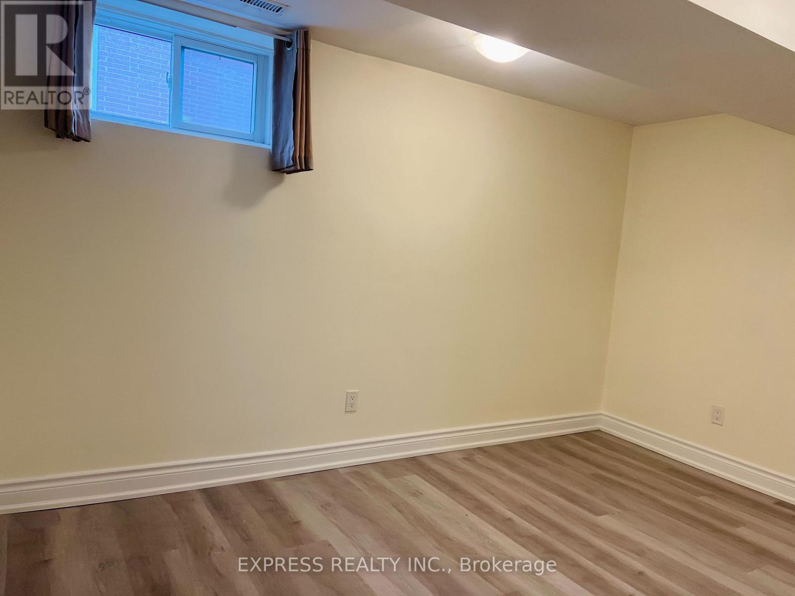 Bsmt - 711 Dunlop Street W, Whitby, Ontario L1N 1V4 - Photo 6 - E12518656