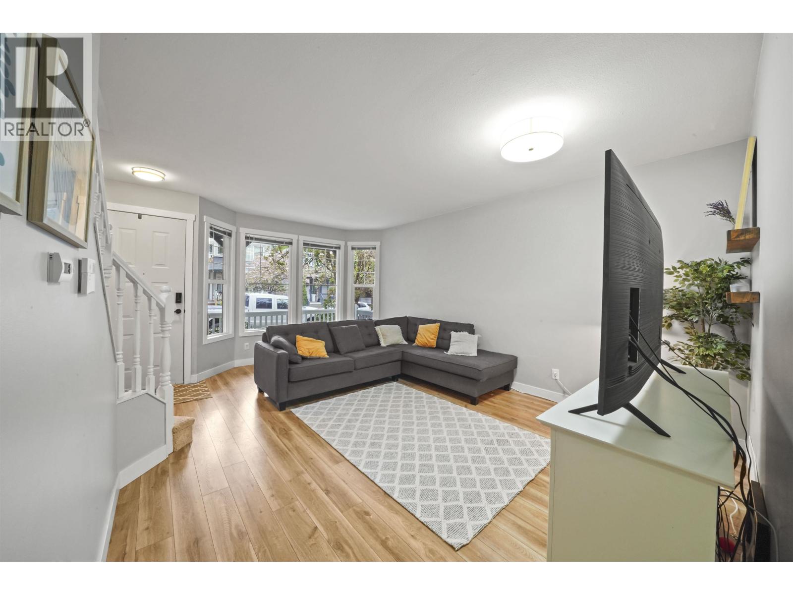 24369 101 Avenue, Maple Ridge, British Columbia V2W 1W8 - Photo 5 - R3065494