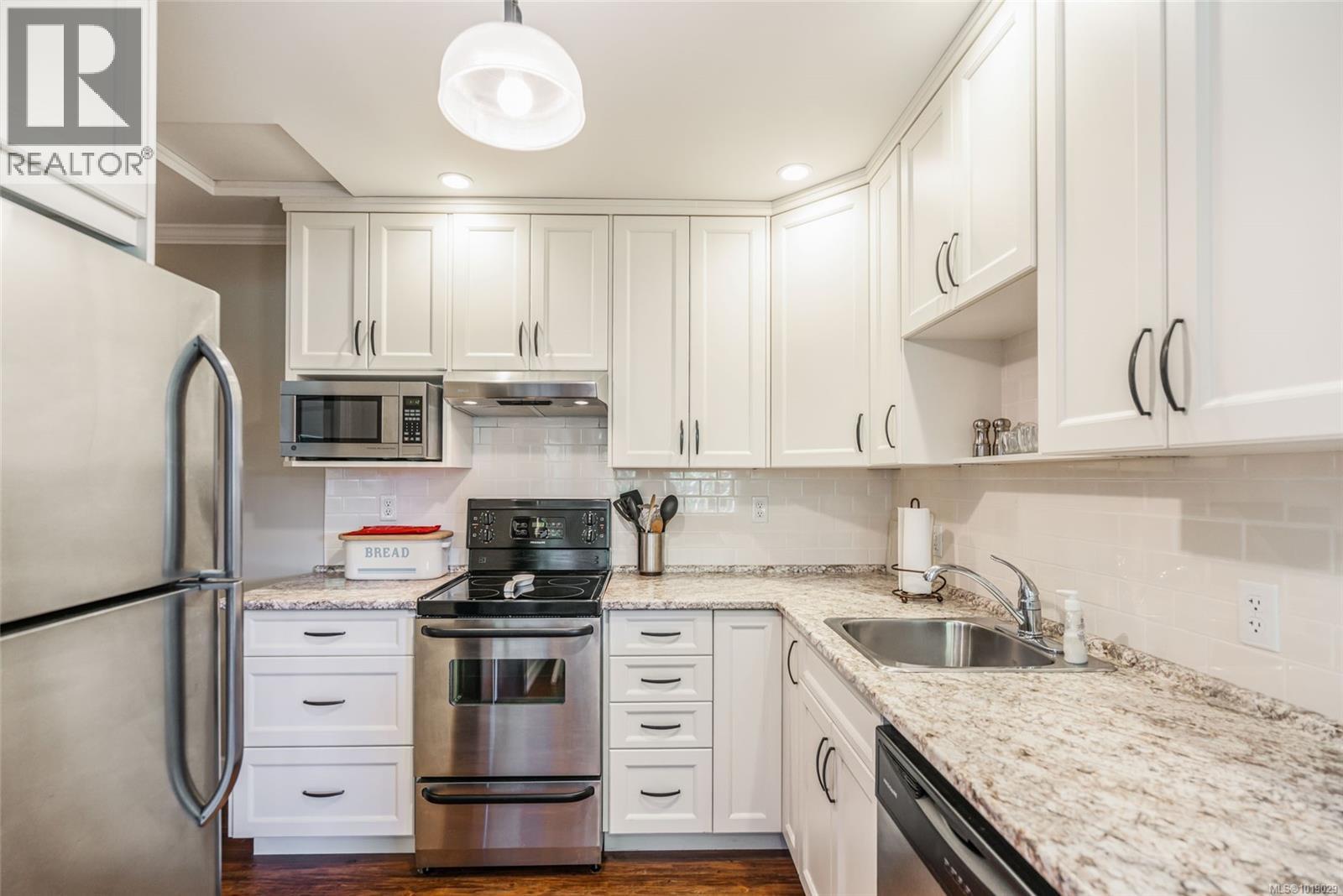 1720 Mclauchlin Dr, Courtenay, British Columbia  V9N 5S1 - Photo 35 - 1019029