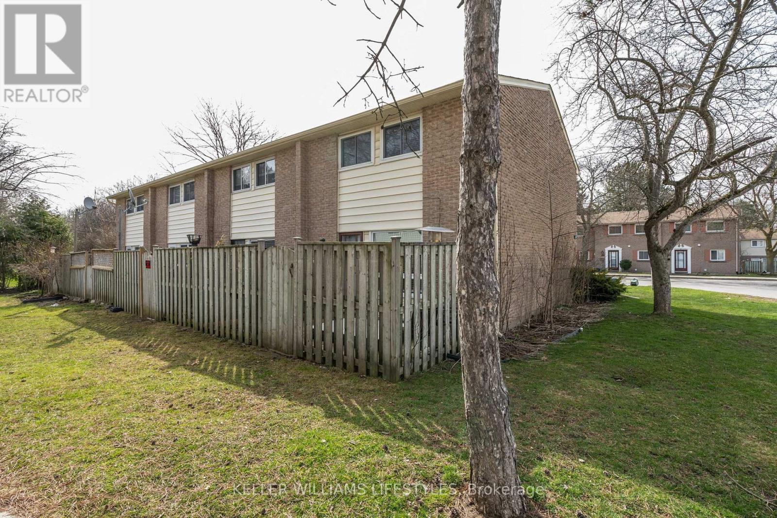 26 - 166 Southdale Road W, London South, Ontario N6J 2J1 - Photo 37 - X12435287