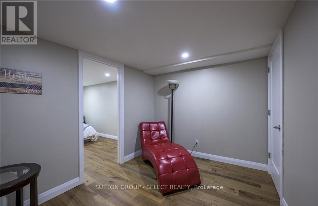 Lower - 6 Kirkton Court, London North, Ontario  N5X 1T2 - Photo 10 - X12518068